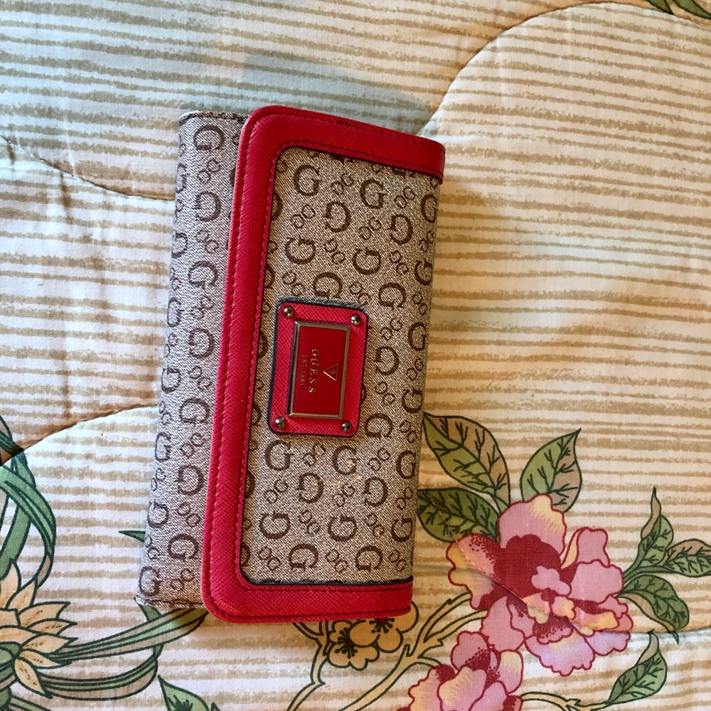 Guess wallet